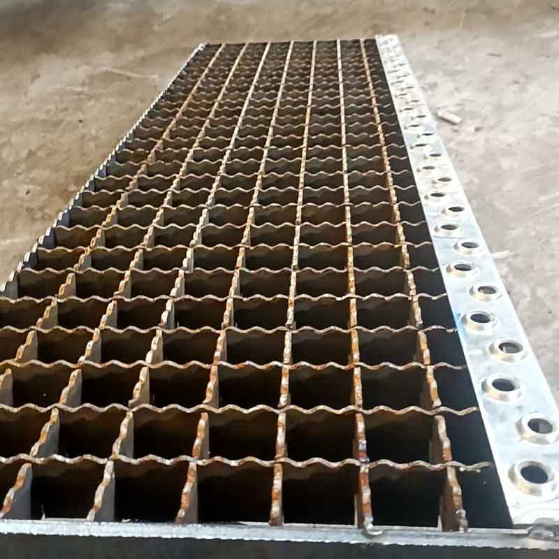 Galvanized-Serrated-Bar-Grating02