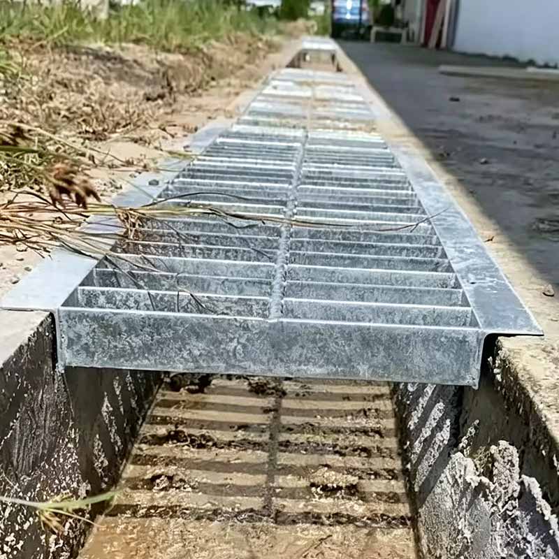 Steel-Grating-Trench-Cover03
