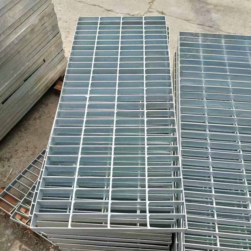 Steel-Grating-Trench-Cover06